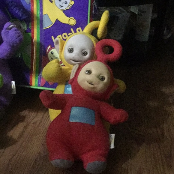 Vintage 1990’s Teletubbies Roll Suitcase 4 Tubbies - Picture 3 of 13